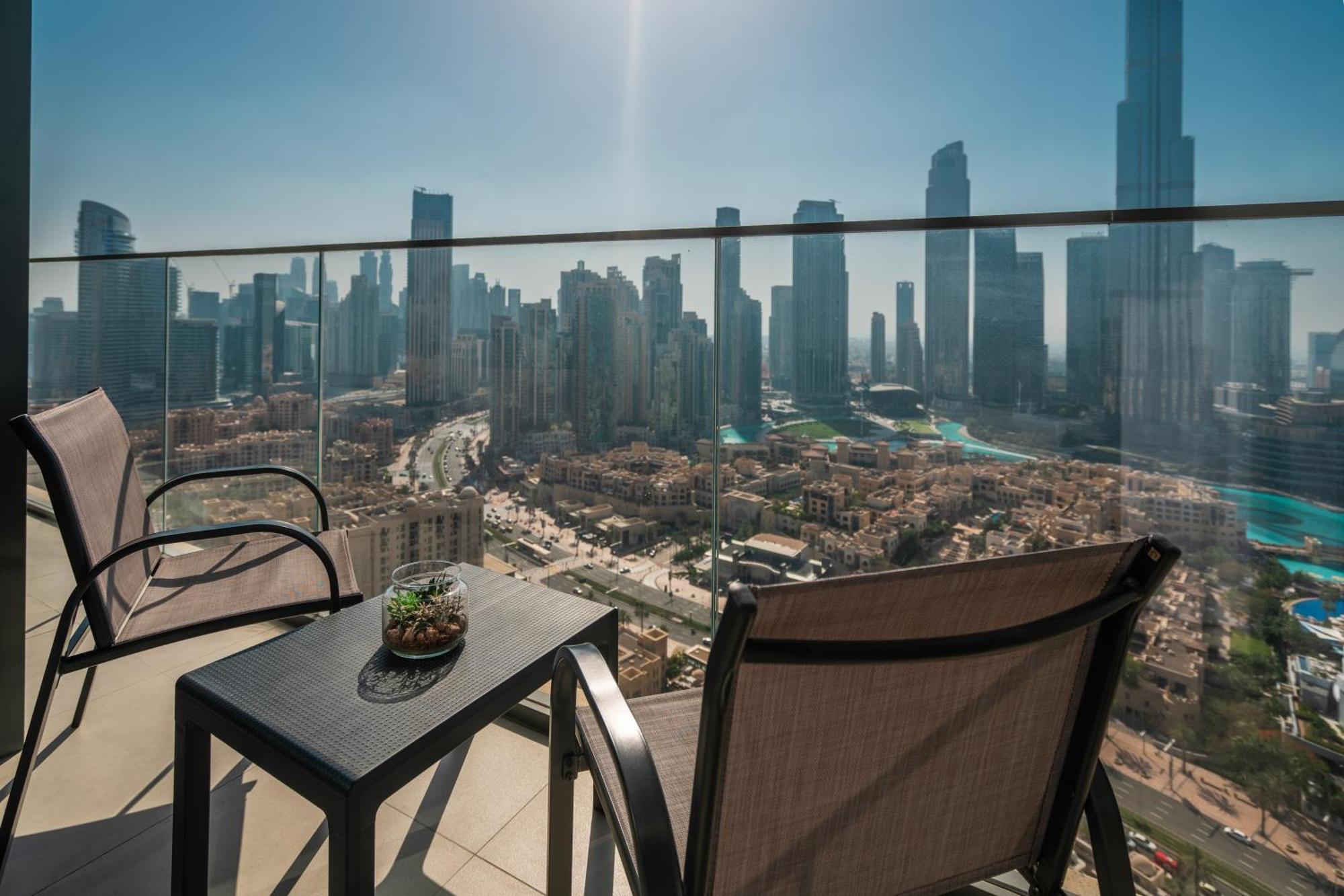 Prime Retreats @ Burj Royale By Emaar Appartement Dubai Buitenkant foto